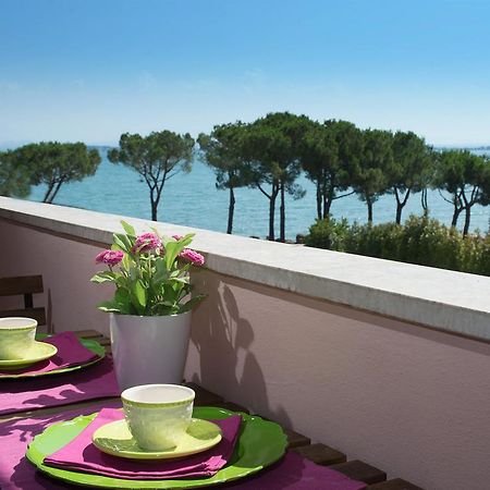 Garda Blue Lake Home Luxury Appartment Desenzano del Garda Exterior foto