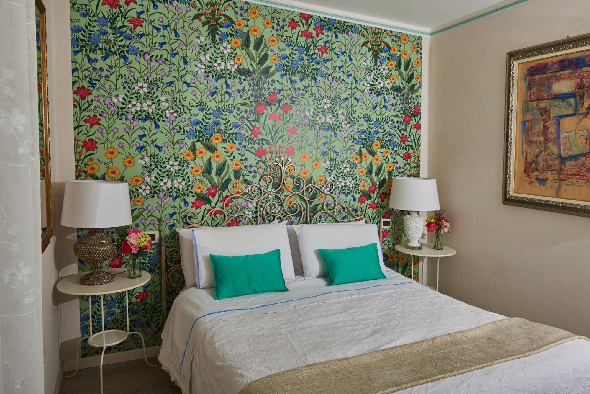 Garda Blue Lake Home Luxury Appartment Desenzano del Garda Exterior foto